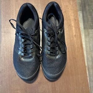 Reebok Women's Black Athletic Shoes